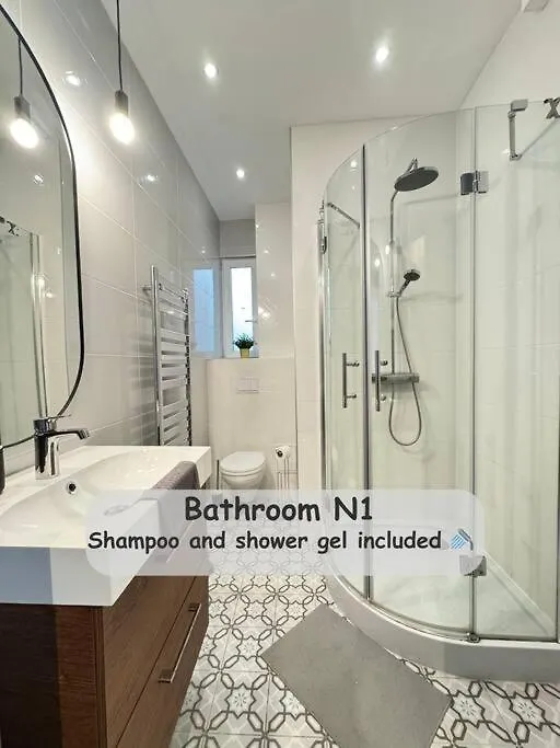 Newly New York Designed 3 Bedroom Apartment Budapest Hungary