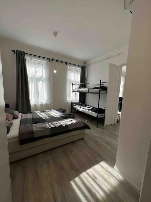 Newly New York Designed 3 Bedroom Apartment Budapest